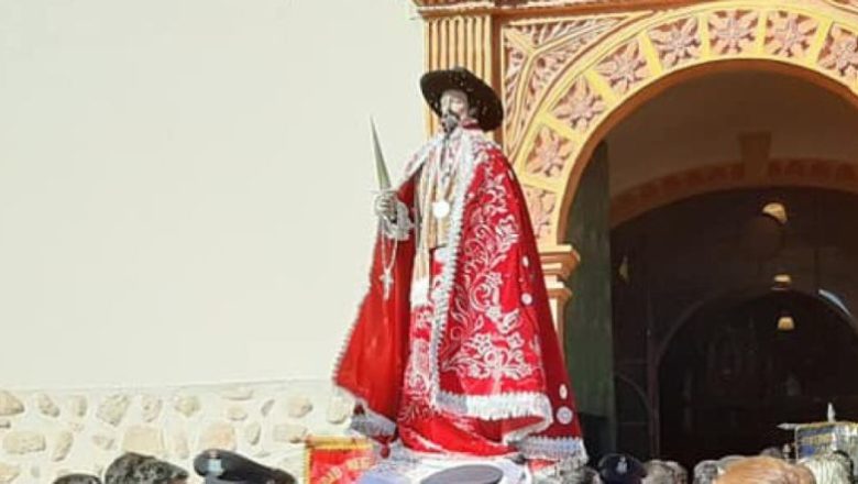 San Bartolomé llega hoy a la ciudad de Potosí en procesión